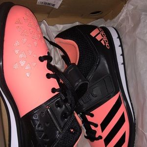 Adidas powerlift shoes